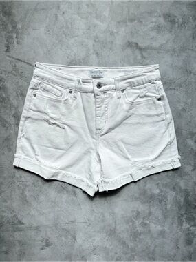 SOFIA BY SOFIA VERGARA Lila Denim Shorts 2 White Mid Rise Distressed Cuff Summer